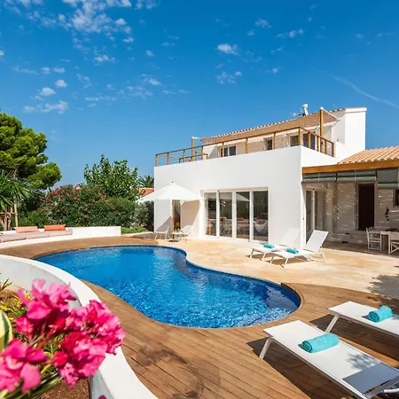 Estrella - Canutells * Es Canutells