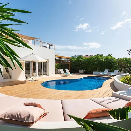 Estrella - Canutells Villa