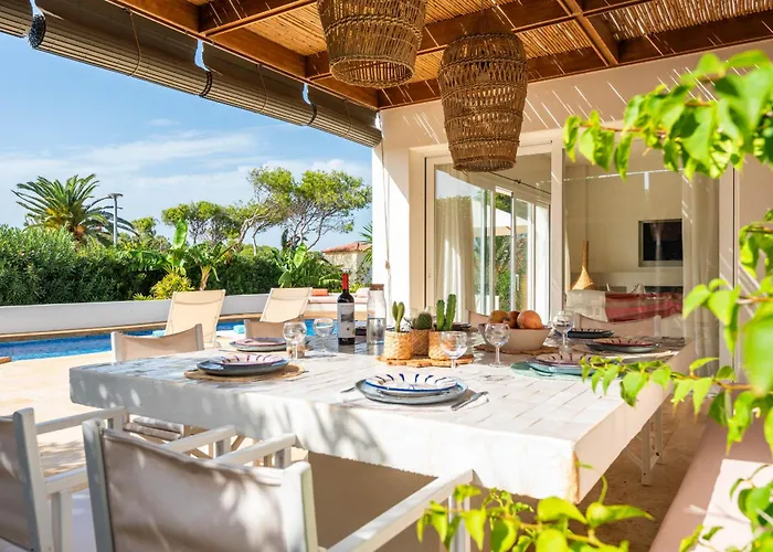 Estrella - Canutells אס קנוטלס